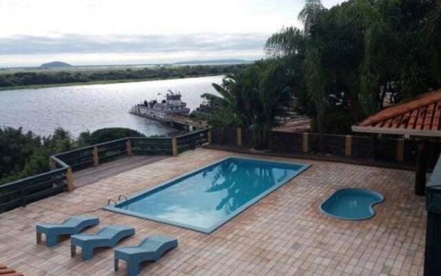 Candeias Hotel Gold Fish