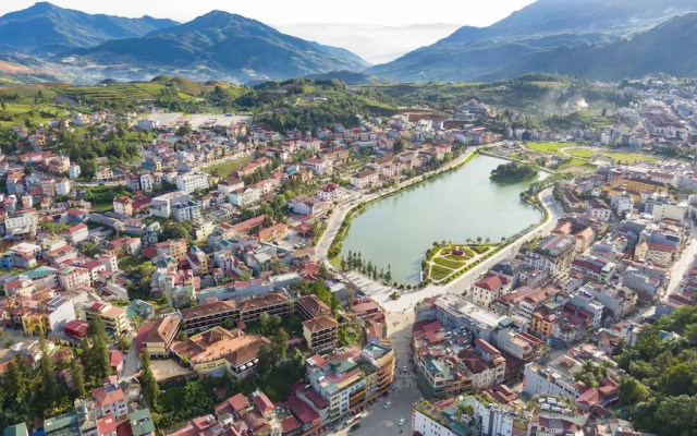 Sapa Hilton Hotel