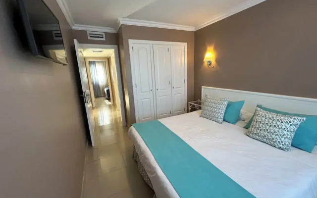 RF La Quinta Park Suites