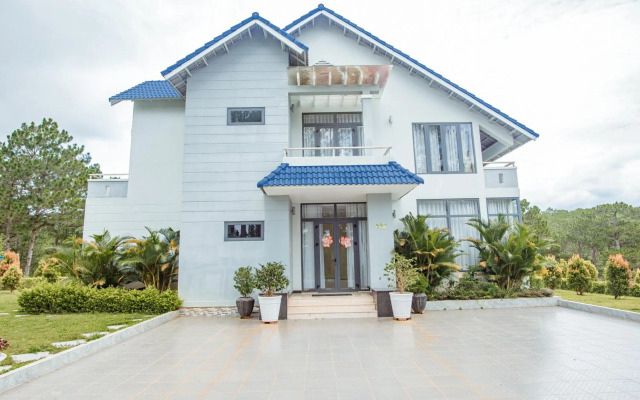Thuy Hoang Nguyen Hotel Resort & Spa