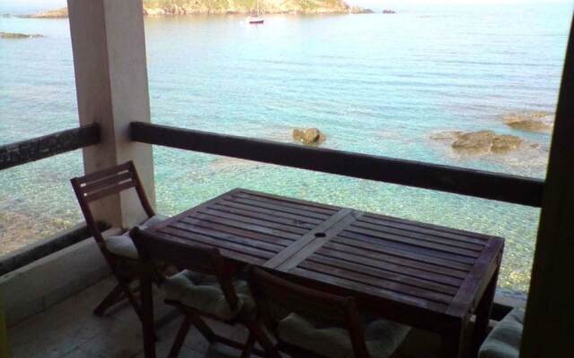 House With in Centuri With Wonderful sea View Furnished T