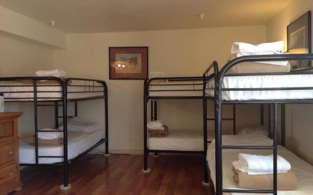 Whitney Portal Hostel And Hotel