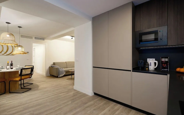 Casa Pizarro, by Homing U