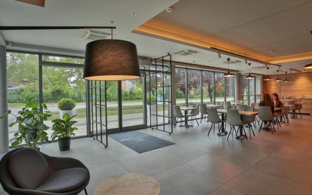 Abton Hotel