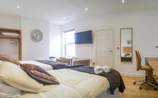 Tunnard House