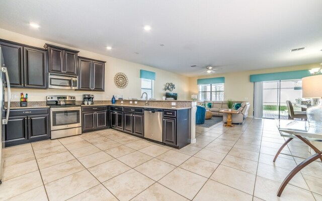 1450 Rolling Fairway Drive