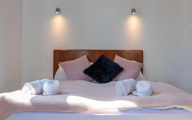 Yeshello Elegant Apartment near Central Vienna