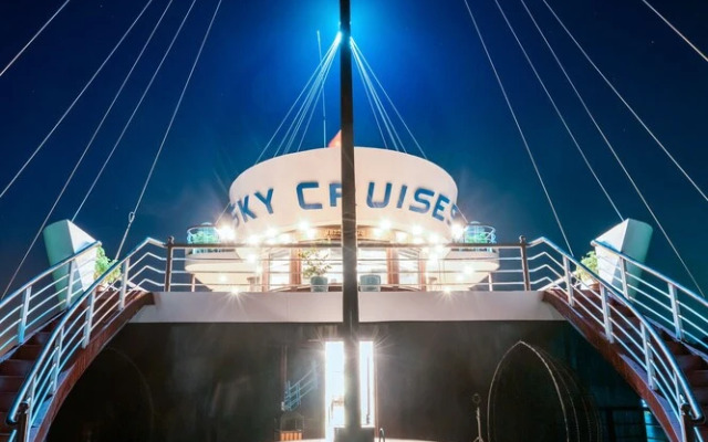 M'Gloria Cruise