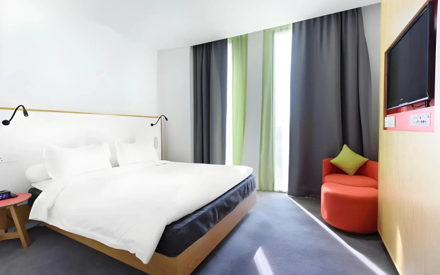 MÙ Hotel
