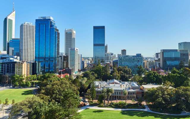 DoubleTree by Hilton Perth Waterfront