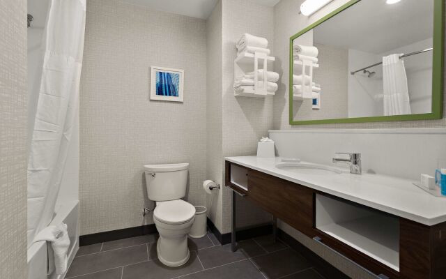 Hampton Inn & Suites Ruskin I-75