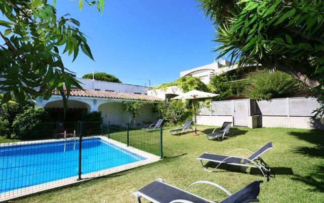 Casa Vista al Jardin Para 8 Personas en Cambrils