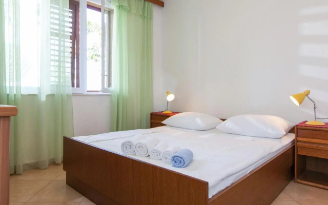 Apartments by the sea Podgora, Makarska - 2604