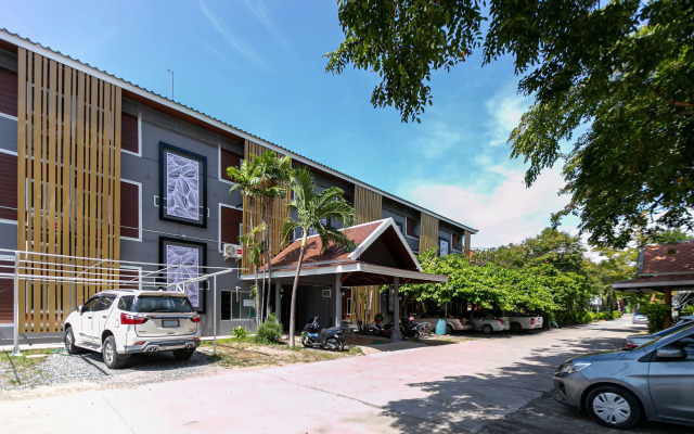 Deeden Pattaya Resort