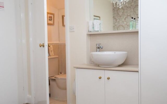 Beckmead House - B&B