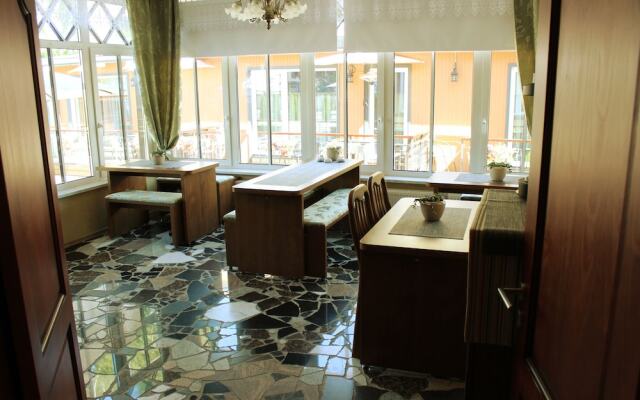 Embrace Guestrooms & Apartments
