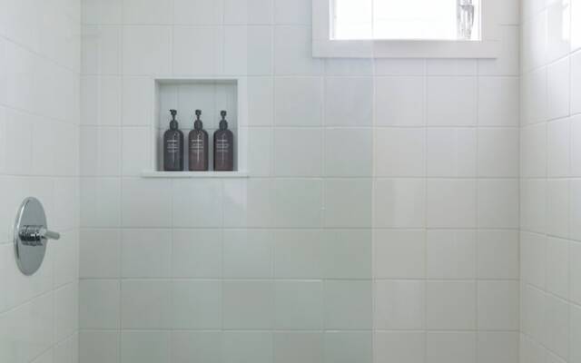 Bluebird Ocean Point Inn