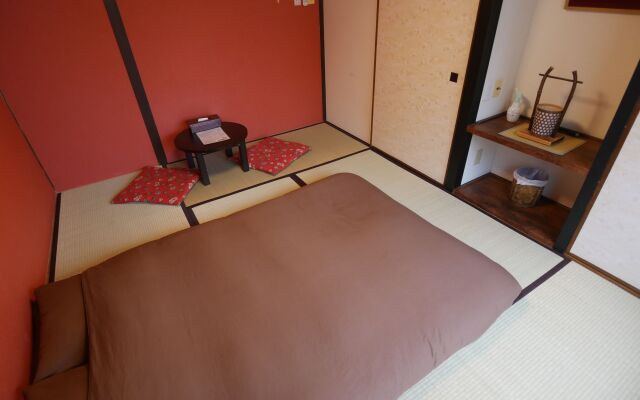 J-Hoppers Hiroshima Guesthouse - Hostel