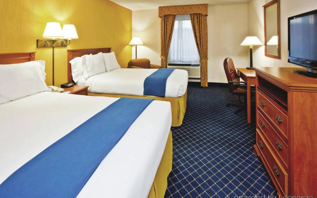 Holiday Inn Express Hotel & Suites Spence Lane by IHG