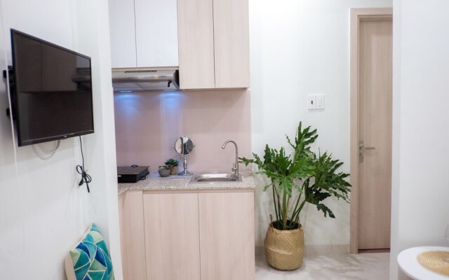 TRIIP The Allie 528 Apartment