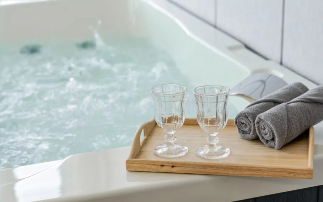 Pohang In The Blue Spa Pension