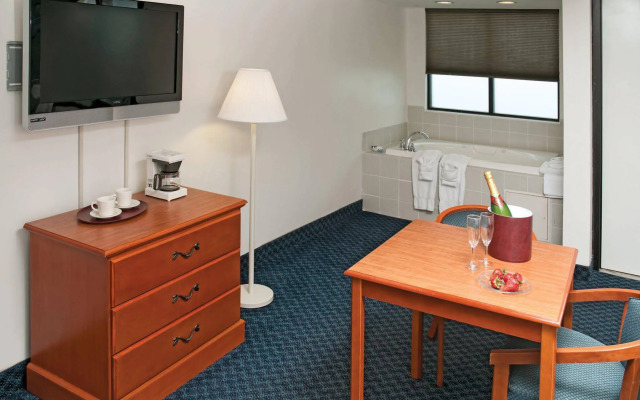 Ramada Plaza by Wyndham Virginia Beach Oceanfront