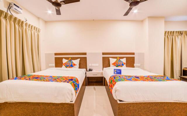 Fabhotel Spark Inn