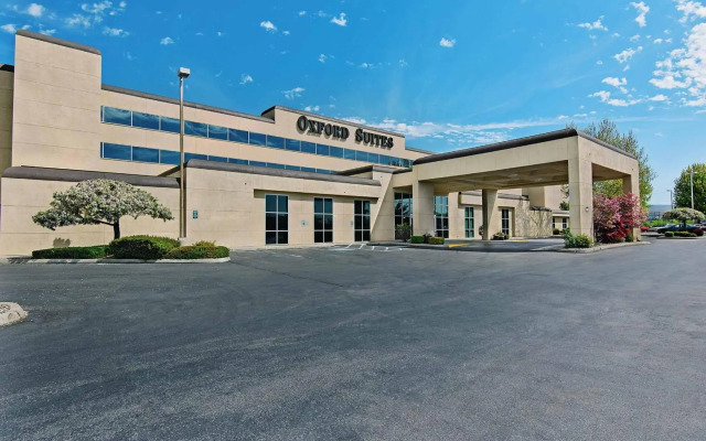 Oxford Suites Yakima