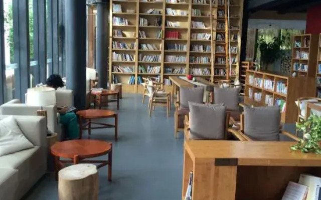 Yuesi Holiday Apartment (Hailv Duty Free City Branch)