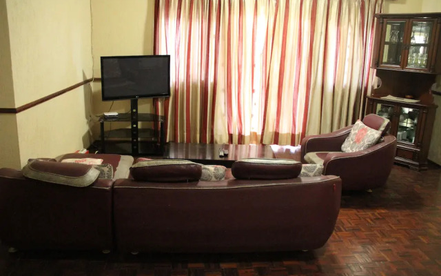Diplomat Apartments