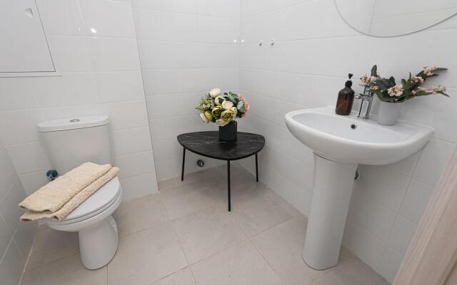 ApartHause на переулке Полимерный