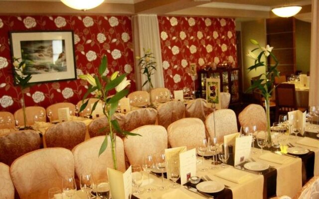 Vaughan Lodge Hotel