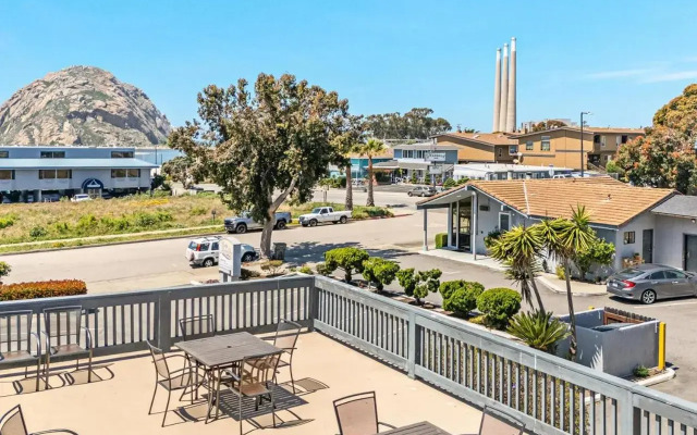 Pacific Shores Inn