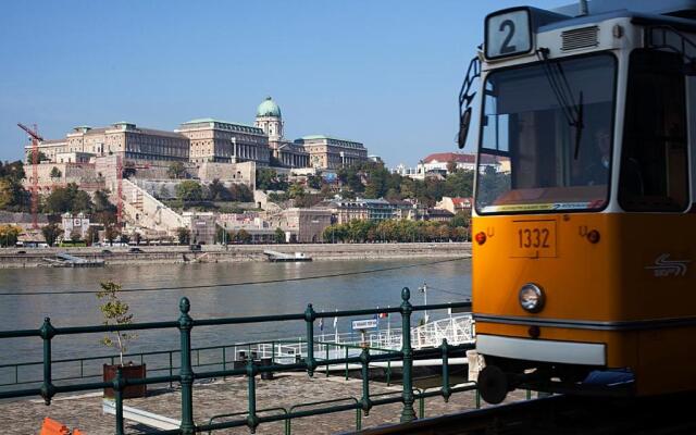 NEW GrandRiverBudapest Apartment - 120 sqm - Elevator