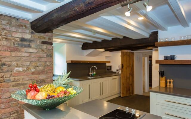 Prixford Barton 6 Bedrooms