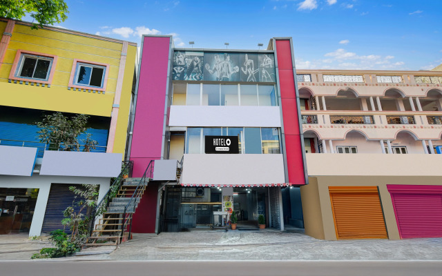 Super Hotel O Neredmet Road