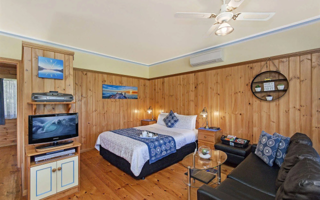 Dunes - elegant beach villa with huge swim spa – Guest Rooms – Port Fairy