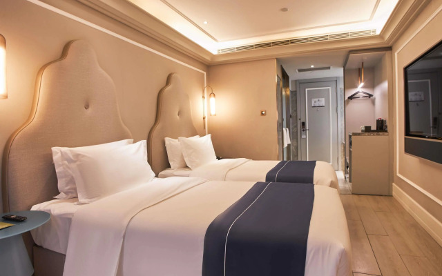 Mercure Harbin Hexing Road