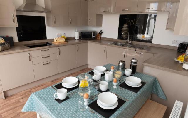 Harbour Street Apartment