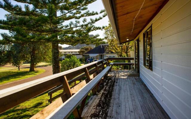 Gumhill Escape - Pauanui Holiday Home