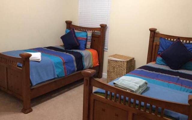 Disney Lake House Minutes From Airport
