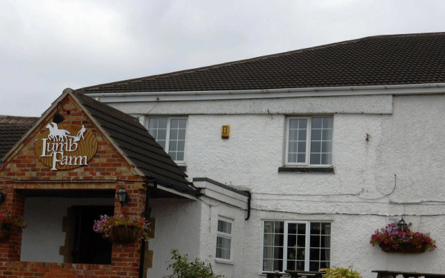 Lumb Farm Country Club
