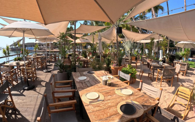 La Concha Beach Hotel & Club