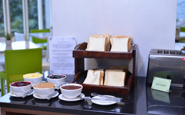 Whiz Prime Hotel Pajajaran Bogor