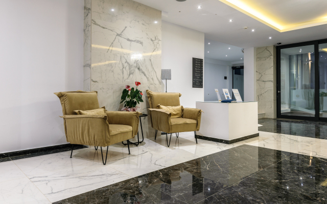 Cavo Orient Beach Hotel
