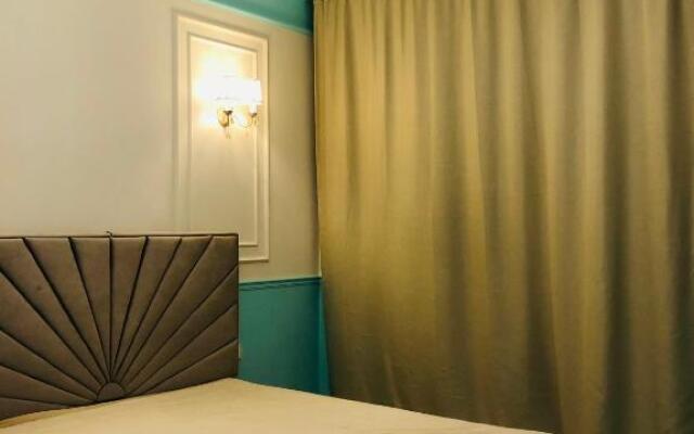 Zhk 4 You Business 5