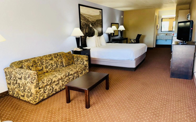 Hill Country Inn & Suites - New Braunfels / Gruene