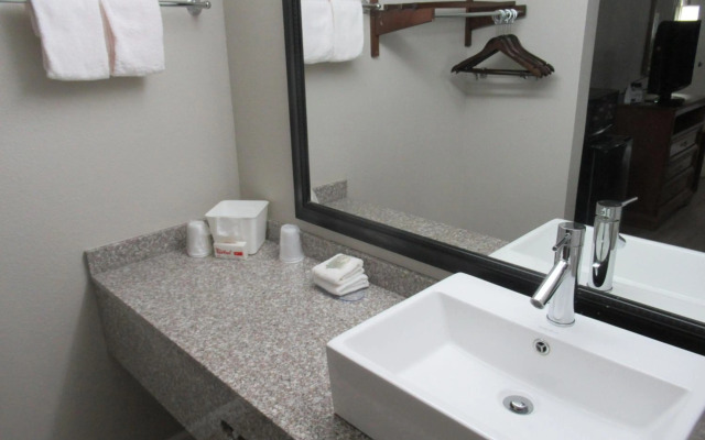 Red Roof Inn Walton - Richwood