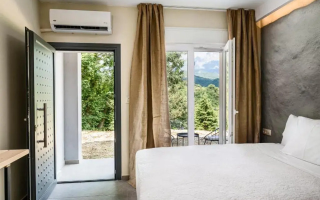 Gefiri Plakas Hotel