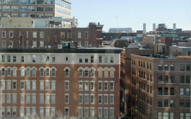 Global Luxury Suites at The Financial District